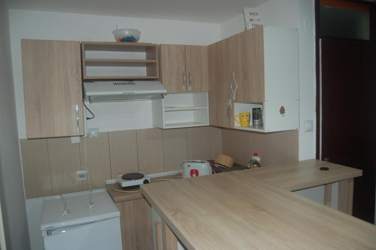 Apartmani Marios Nis Bagian luar foto
