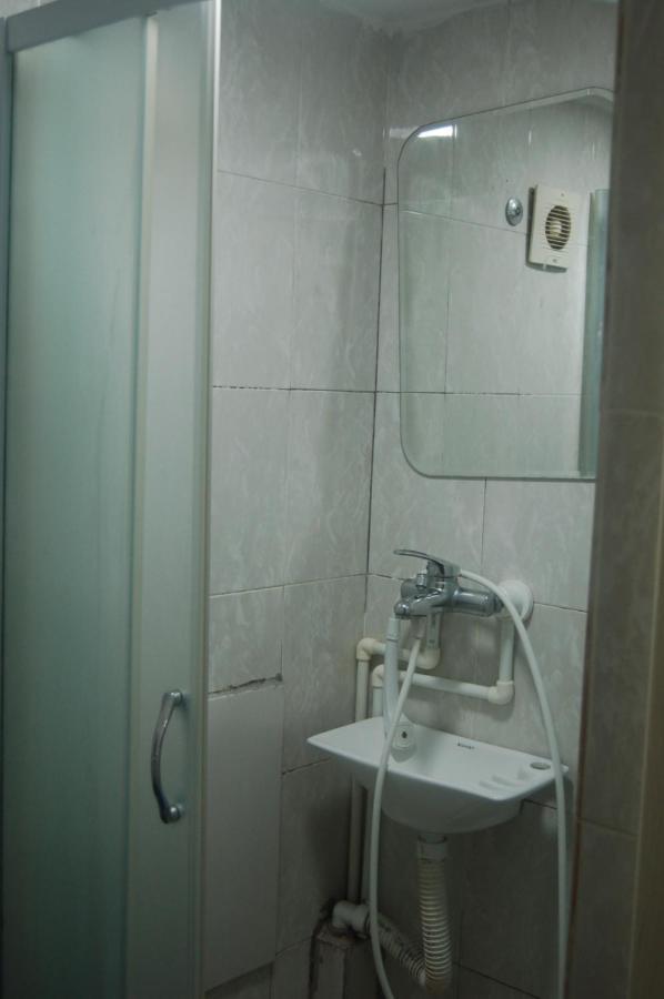 Apartmani Marios Nis Bagian luar foto