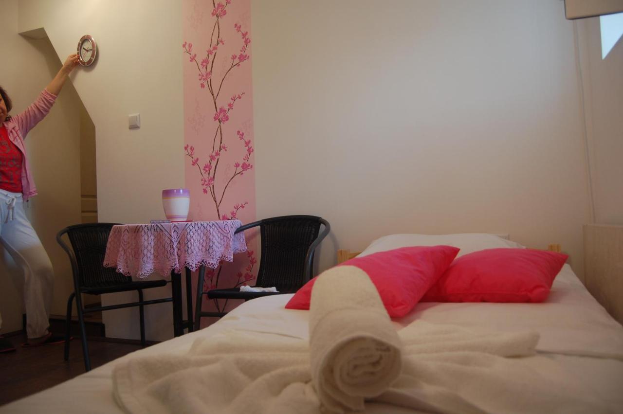 Apartmani Marios Nis Bagian luar foto